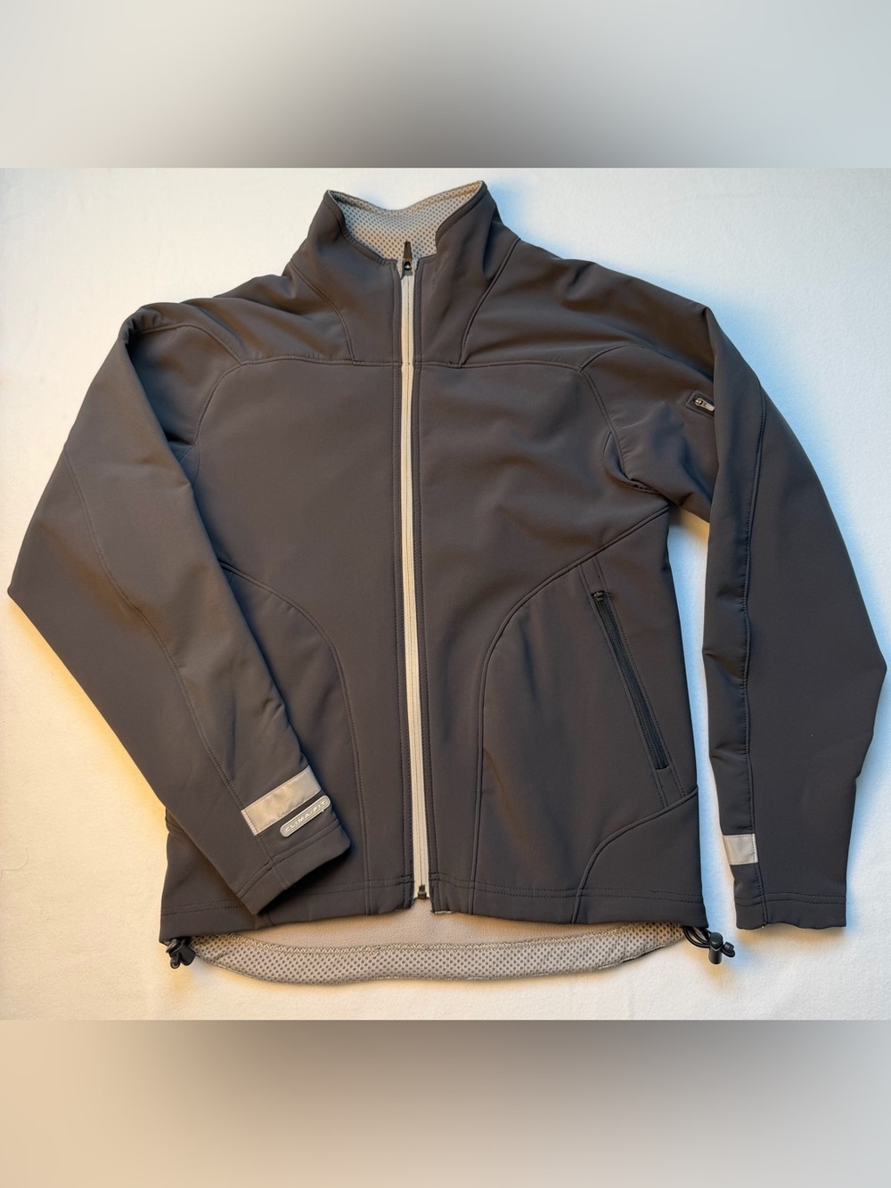 Nike Clima-Fit Women's Utility Softshell Jacket in Charcoal with Light Gray Trim